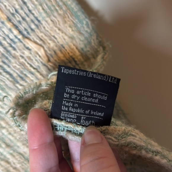 Helena Ruuth Tapestries Ireland Elegant cream green Woven Scarf 64”X9.5” shabby - Picture 2 of 5